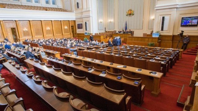 <p>
	<em font-size:="" pt="" style="color: rgb(102, 102, 102); font-family: ">Снимка: Димитър Кьосемарлиев, Investor Media Group</em></p>
