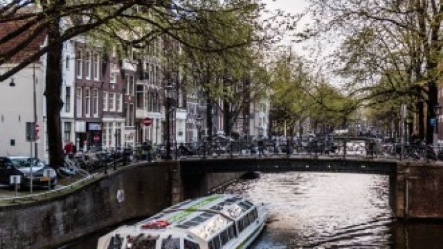 <p>
	<em>Снимка: Geert Vanden Wijngaert/Bloomberg</em></p>
