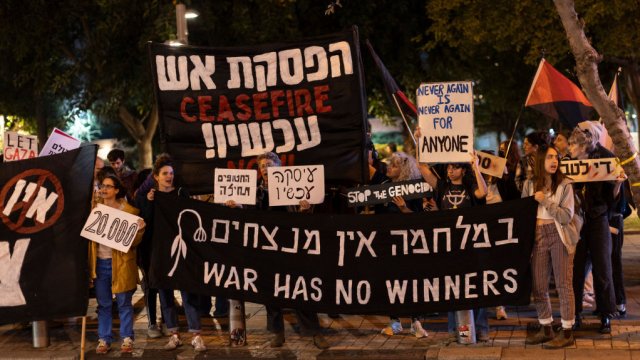 Протест срещу войната в Тел Авив. Снимка: Maja Hitij/Getty Images