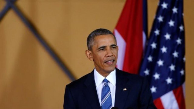 <p>
	Барак Обама на среща с предприемачи по време на визитата си в Куба през март. <em>Снимка: Ройтерс</em></p>
