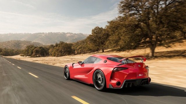 <p>
	Концептът FT-1.<em> Снимка: Toyota</em></p>
