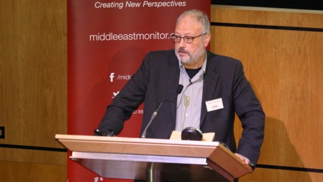 <p>
	Саудитският дисидент Джамал Кашоги по време на конференция в Лондон, 29-и септември, 2018 г. <em>Снимка: Ройтерс</em></p>
