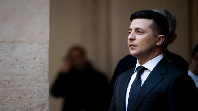 <p>
	Реформаторът Зеленски гледа смело напред. <em>Снимка: Getty</em></p>
