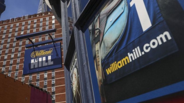 Caesars и Apollo влизат в битка за William Hill