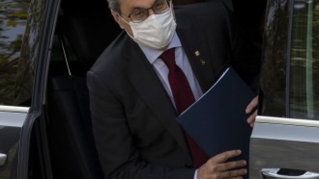 <p>
	Ким Тора може да изпълни решението на Върховния съд или да поиска от испанския Конституционен съд да замрази изпълнението му.&nbsp;<em>Снимка: Bloomberg LP</em></p>
