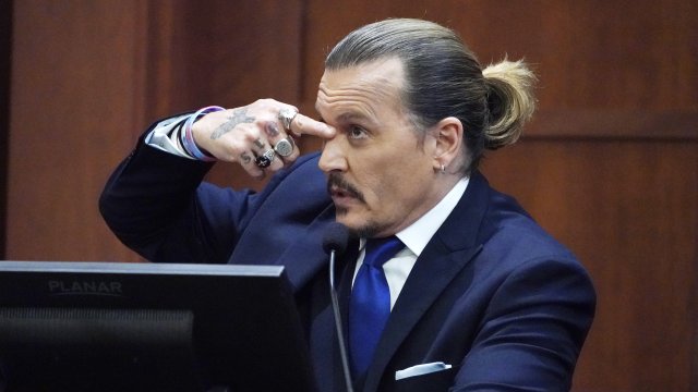 Деп в съдебната зала. Снимка:  EPA/Steve Helber / POOL