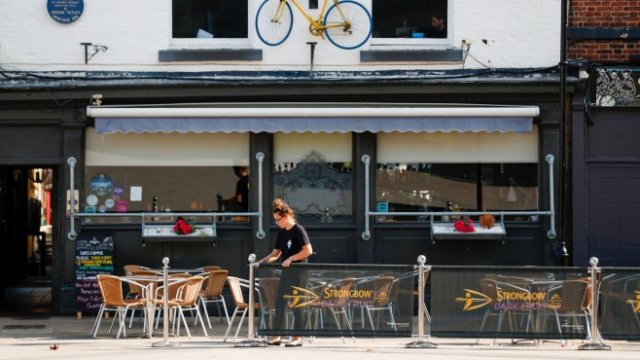 <p>
	<em>Снимка:&nbsp;Darren Staples/Bloomberg</em></p>
