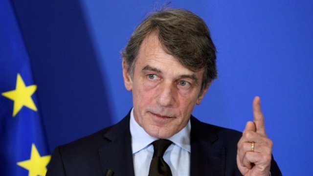 <p>
	Давид Сасоли. <em>Снимка: Ройтерс</em></p>
