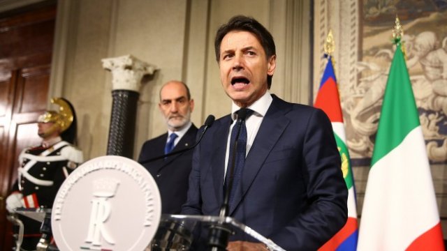 <p>
	Джузепе Конте.&nbsp;<em>Снимка: Ройтерс</em></p>
