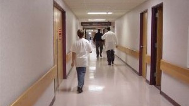 Защо 80% от болниците в София нямат договор с НЗОК?