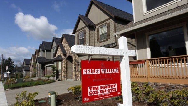 <p>
	По-добре е да се приключи реформата на ипотечния пазар в САЩ, за да е сигурно, че ипотечното кредитиране не може да се използва като политически инструмент за стимулиране на икономиката, пише Economist. <em>Снимка: архив, Ройтерс</em></p>
