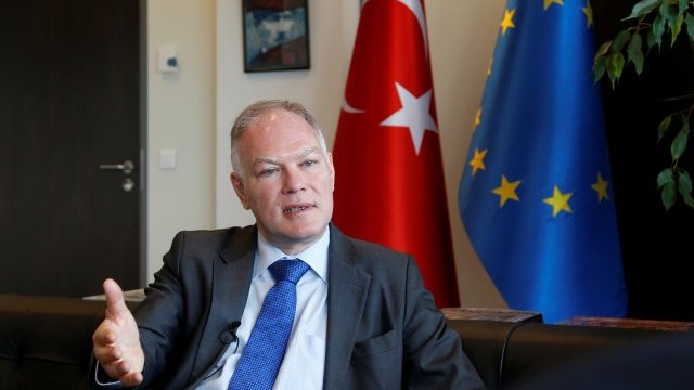 <p>
	Tурският посланик в EС Селим Йенел. <em>Снимка: Ройтерс</em></p>
