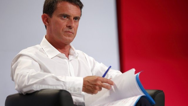 <p>
	Френският министър-председател Манюел Валс <em>Снимка: Ройтерс</em></p>
