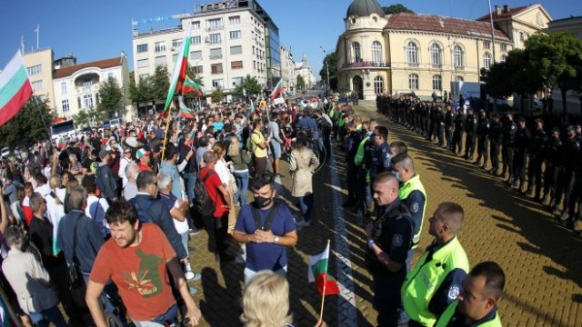 <p>
	<em font-size:="" pt="" style="color: rgb(102, 102, 102); font-family: ">Снимка: Димитър Кьосемарлиев, Investor Media Group</em></p>
