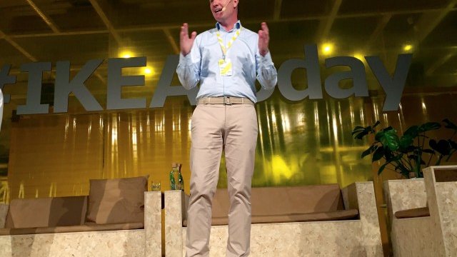 <p>
	Главният изпълнителен директор на IKEA Group Петер Агнефял. <em>Снимка: архив Ройтерс</em></p>
