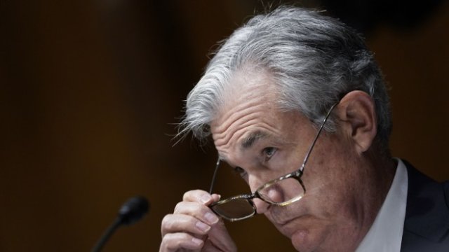 <p>
	Пауъл може бързо да се превърне от звезда в изкупителна жертва. <em>Снимка: Bloomberg</em></p>
