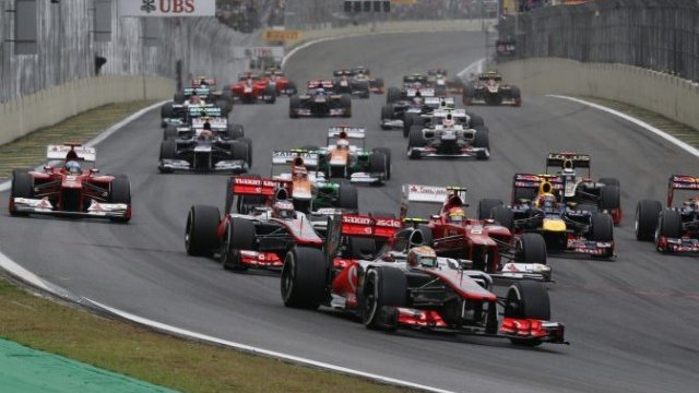 <p>
	<em>F1 имаше серизони проблеми със спонсорите заради кризата. Снимка: Ройтерс</em></p>
