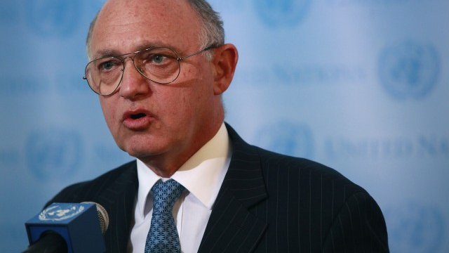 <p>
	Ектор Тимерман. <em>Снимка: Архив Ройтерс</em></p>
