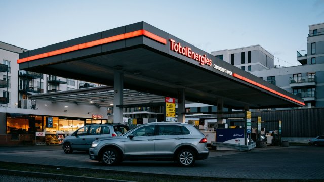 Бензиностанция на TotalEnergies в Германия. Снимка: Bloomberg LP