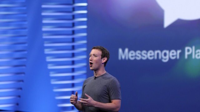 <p>
	Главният изпълнителен директор на Facebook Марк Зукърбърг. <em>Снимка: Ройтерс</em></p>
