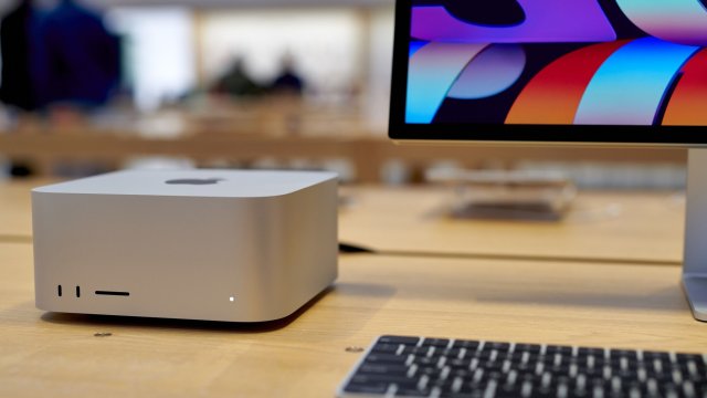 Компанията планира да представи два нови модела Mac, които ще работят с обявения през януари процесор M2 Max и с все още непредставения чип M2 Ultra.. Снимка: Bloomberg