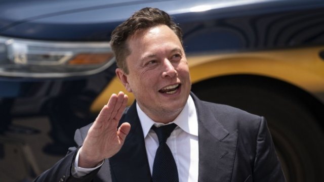 <p>
	Главният изпълнителен директор на Tesa Inc. Илон Мъск. <em>Снимка: Bloomberg L.P.</em></p>
