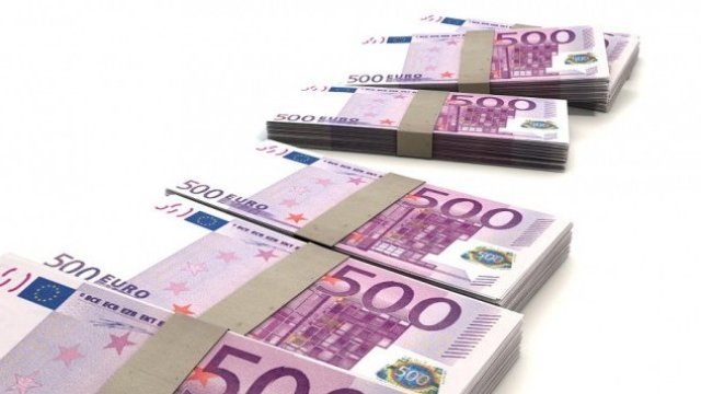 Финансист: Икономическото възстановяване зависи от потребителите