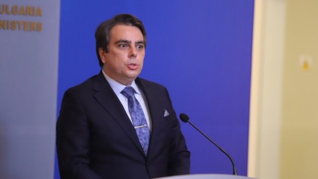 <p>
	Финансовият министър Асен Василев. <em>Снимка: БГНЕС</em></p>
