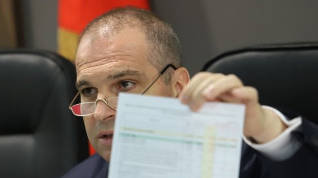 <p>
	<em>Гроздан Караджов. Снимка: БГНЕС/Благой Кирилов</em></p>
