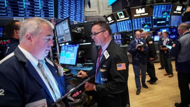 Wall Street връща трейдърите обратно в офиса
