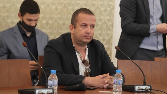 <p>
	<em>Светослав Илчовски. Снимки: Димитър Кьосемарлиев, Investor Media Group</em></p>
