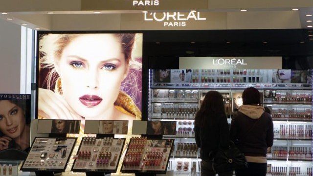 <p>
	Най-големите ръстове през изминалата година L&#39;Oreal отчита в луксозната козметика. <em>Снимка: Ройтерс</em></p>
