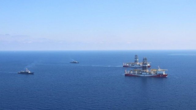 Санкциите на ЕС за сондажите на Турция в Кипър - причина за мигрантската криза?