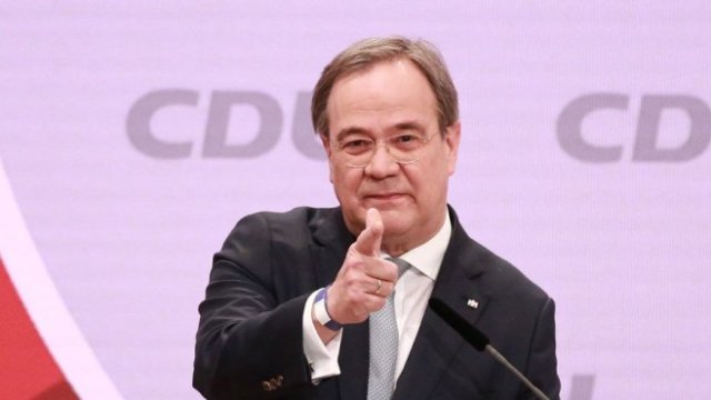 <p>
	Новият лидер на ХДС Армин Лашет. <em>Снимка: Christian Marquardt/Bloomberg</em></p>
