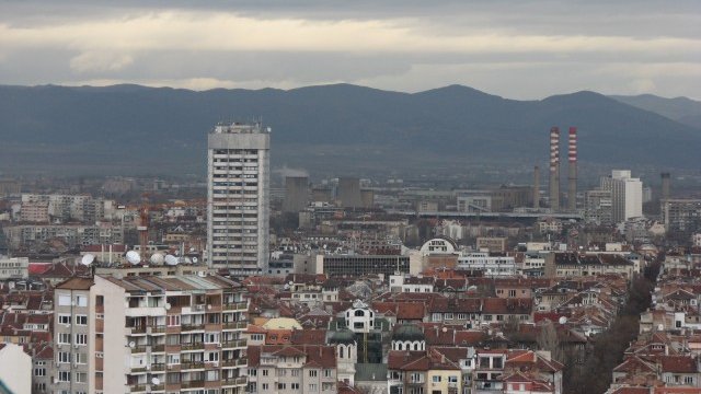 <p>
	В София-град през първите три месеца на годината са били въведени в експлоатация 29 нови жилищни сгради с общо 113 жилища в тях.<em> Снимка: Investor.bg</em></p>
