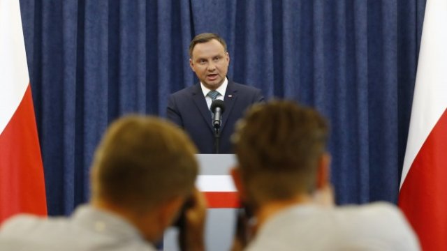 <p>
	Полският президент Анджей Дуда<em>. Снимка: Ройтерс</em></p>
