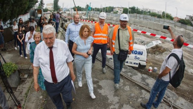 <p>
	<em font-size:="" pt="" style="color: rgb(102, 102, 102); font-family: ">Снимка: Димитър Кьосемарлиев, Investor Media Group</em></p>
