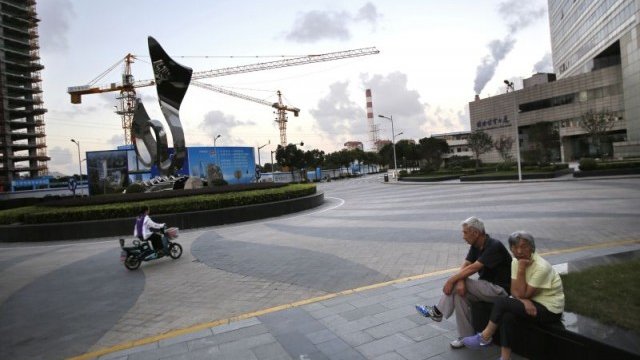 <p>
	Първата зона за свободна търговия в Китай - в Шанхай. Представянето ѝ се определя като разочароващо. <em>Снимка: архив, Ройтерс</em></p>
