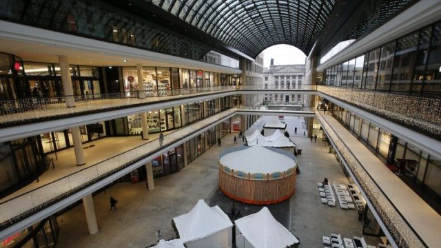 <p>
	Mall of Berlin - един от най-новите молове в Европа. <em>Снимка: архив, Ройтерс</em></p>
