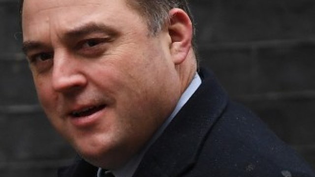 <p>
	Британският министър на отбраната Бен Уолъс.&nbsp;<em>Снимка: EPA/БГНЕС</em></p>
