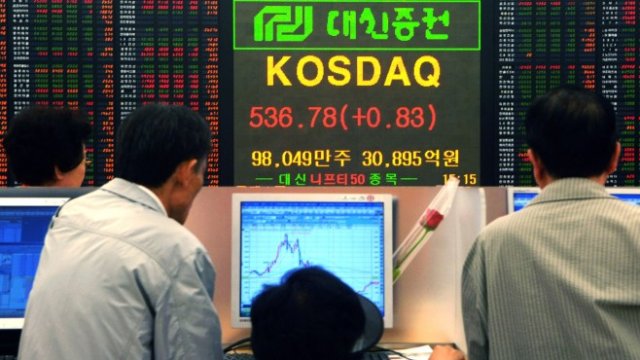 MSCI Asia Pacific се понижи леко за четвърта сесия