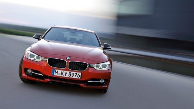 <p>
	<em>Най-продаваният автомобил на BMW Group продължава да бъде 3-Series. Снимка: BMW </em></p>
