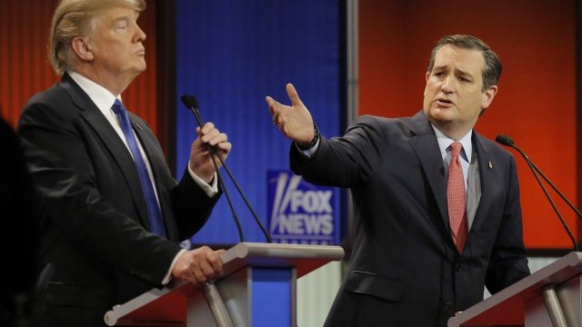 <p>
	Доналд Тръмп и Тед Круз. <em>Снимка: архив Ройтерс</em></p>
