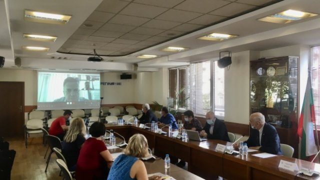 <p>
	<em>Снимка: КЕВР</em></p>
