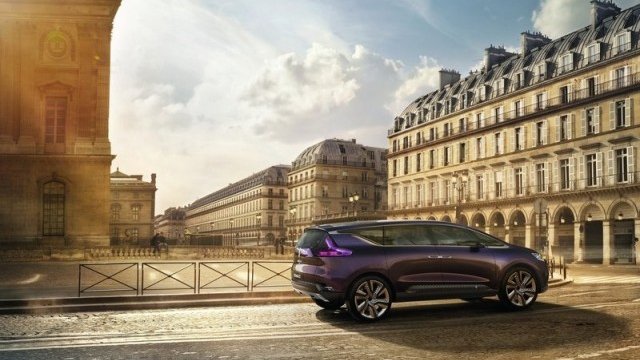 <p>
	Концепцията Initiale Paris. <em>Снимка: Renault</em></p>
