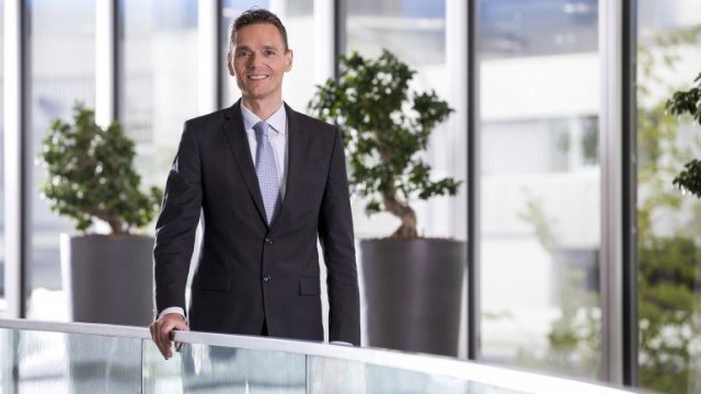 <p>
	Роланд Крюгер.<em> Снимка: BMW</em></p>
