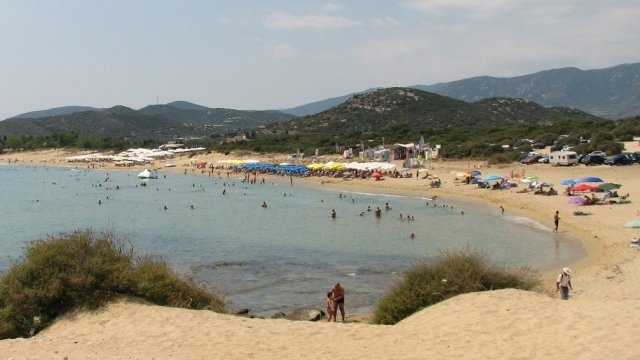 <p>
	Експерти отчитат бум на пътувания на българи в чужбина и то главно към Гърция. <em>Снимка: Investor.bg</em></p>
