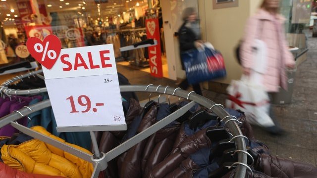 <p>
	Един от основните проблеми на еврозоната е все по-силната дефлация. <em>Снимка: Getty Images News</em></p>
