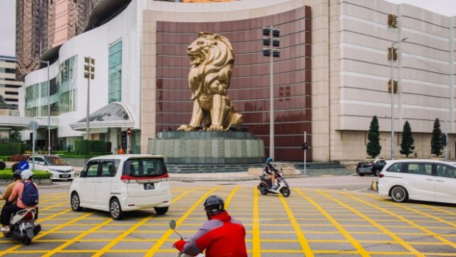 <p>
	<em>Снимка:&nbsp;Billy H.C. Kwok/Bloomberg</em></p>
