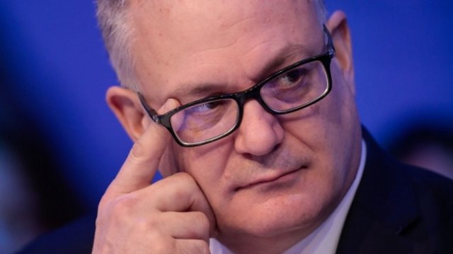 <p>
	Италианският икономически министър Роберто Гуалтиери.&nbsp;<em>Снимка: Bloomberg</em></p>
